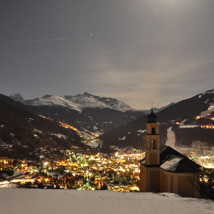 Valdisotto Chiesa Oga Panoramica Su Bormio Inverno   Ph. Fausto Compagnoni