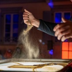 Spettacolo per famiglie: "Notte di Sabbia e Luce"
