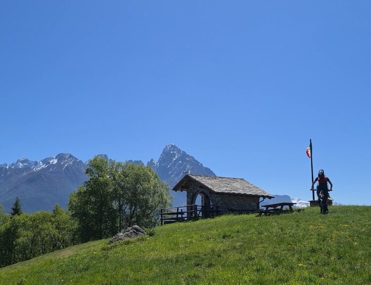 Anello Mese - Sommarovina