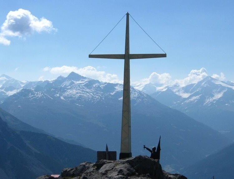 Croce del Monte Scale
