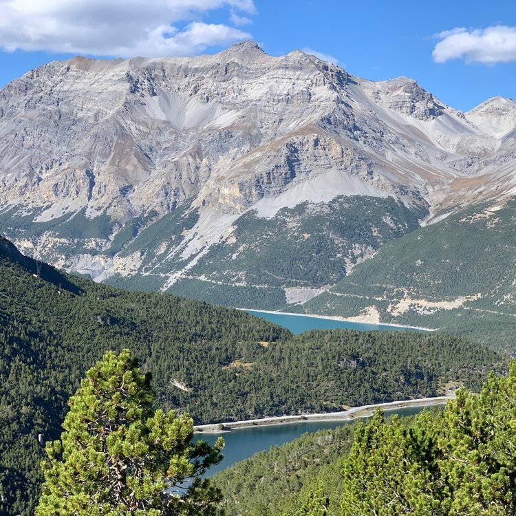 Anello del Monte Scale – Tra storia militare e panorami sui Laghi di Cancano