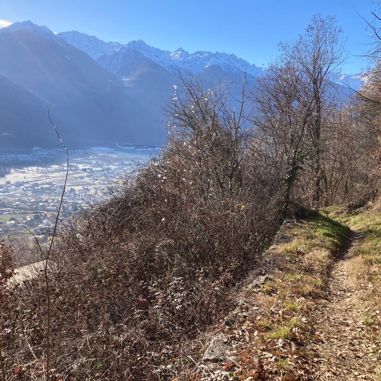 Die Straße Vegia de la Bratta
